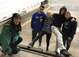 ICES Oregon students volunteer in Community Service Project 2 edit